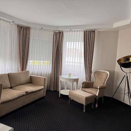 פיין Hotel & Restaurant Schoenau מראה חיצוני תמונה
