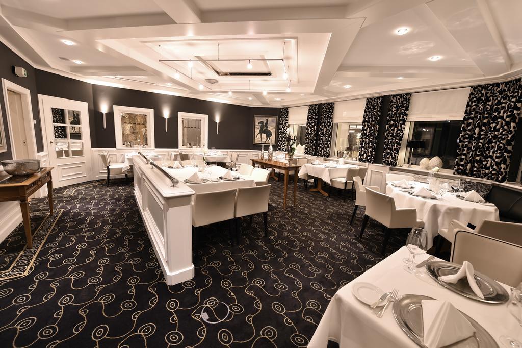 פיין Hotel & Restaurant Schoenau מראה חיצוני תמונה